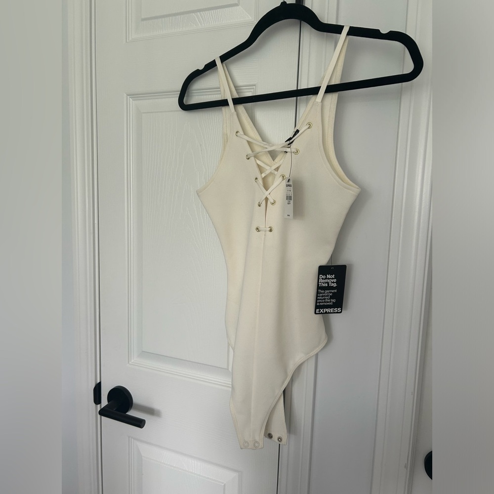 Cream express bodysuit XS